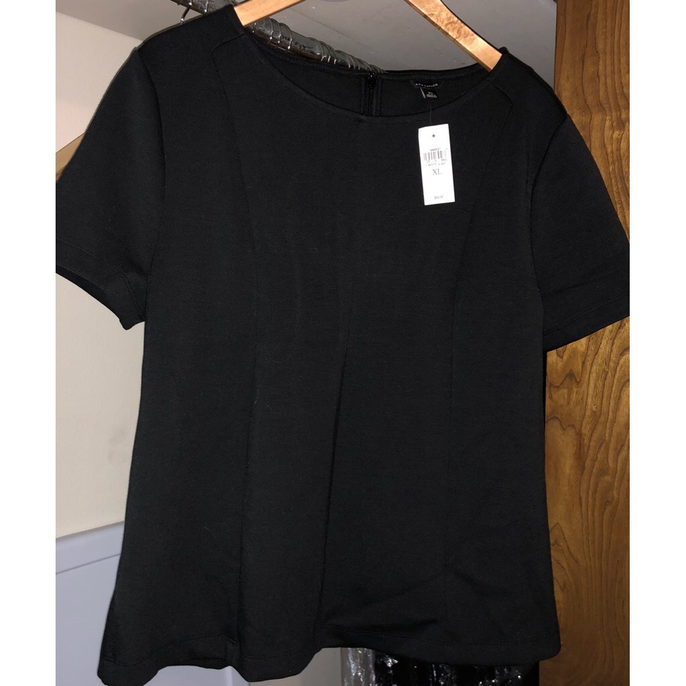 Ann Taylor Top; black; work;dressy; short sleeve